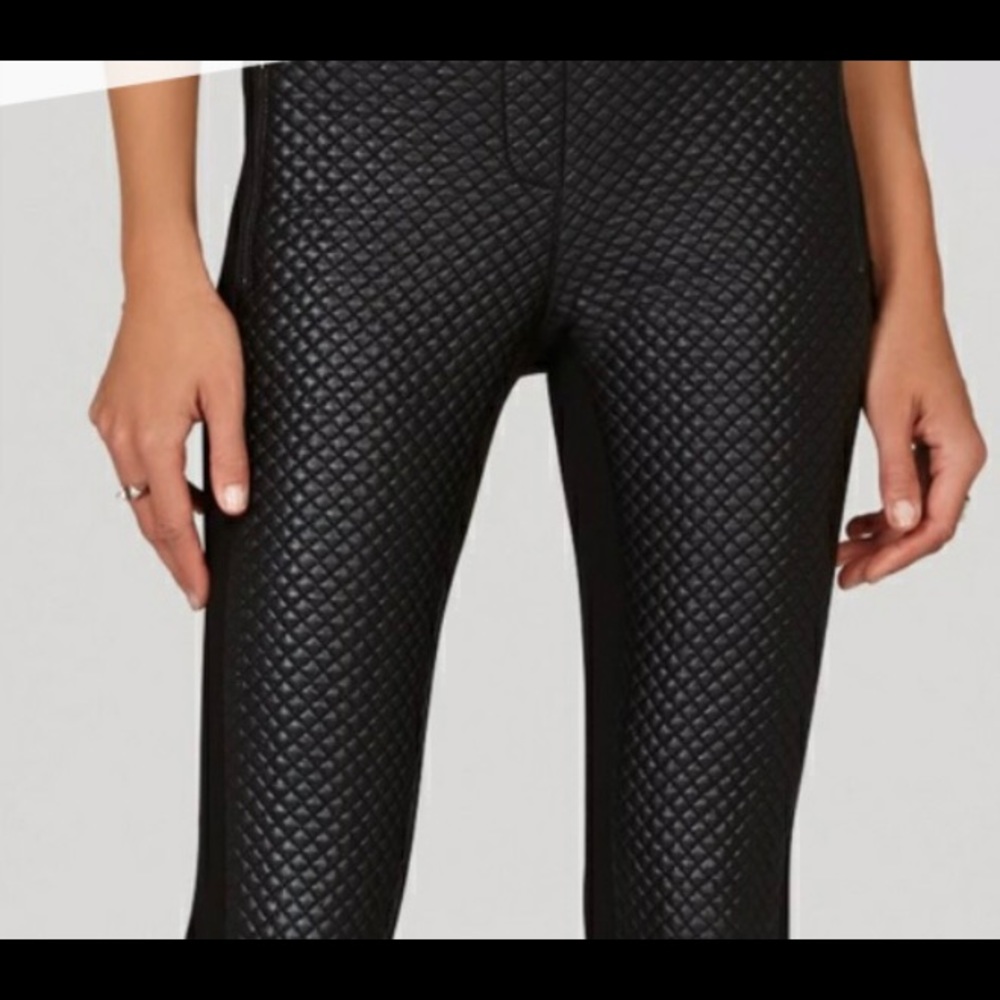 BCBGMAXAZRIA Nicolas Faux Leather Quilted Design Leggings In Black